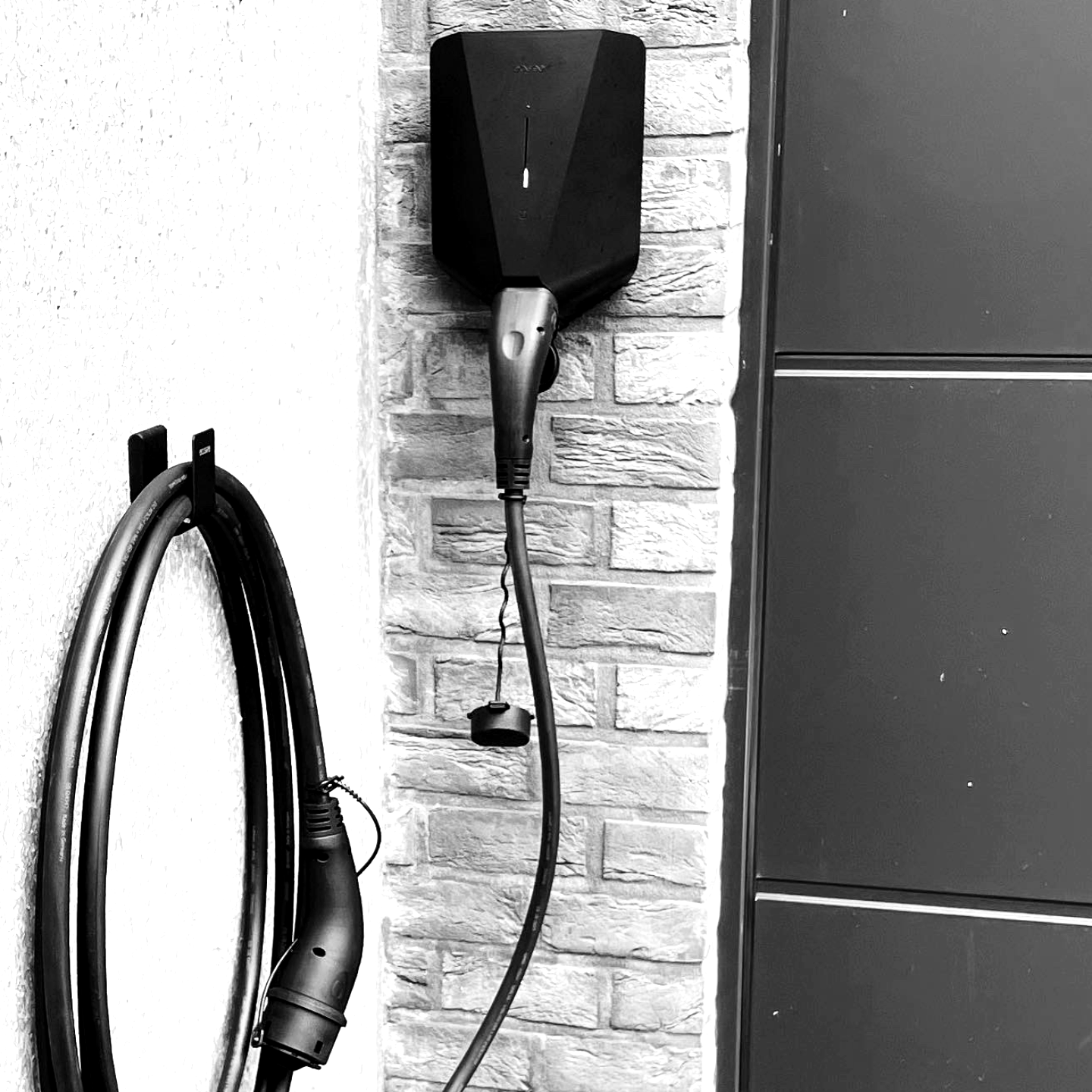 Installation d'une borne de recharge Easee par Signlight à Charleroi