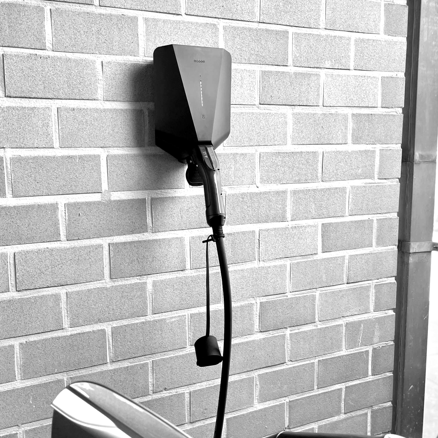 Installation d'une borne de recharge Easee par Signlight à Liège