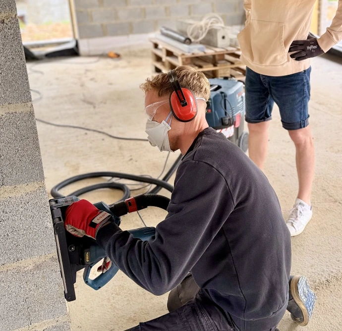 Signlight, Nicolas Hérion, vous guide dans votre projet d'autoconstruction avec un coaching DIY