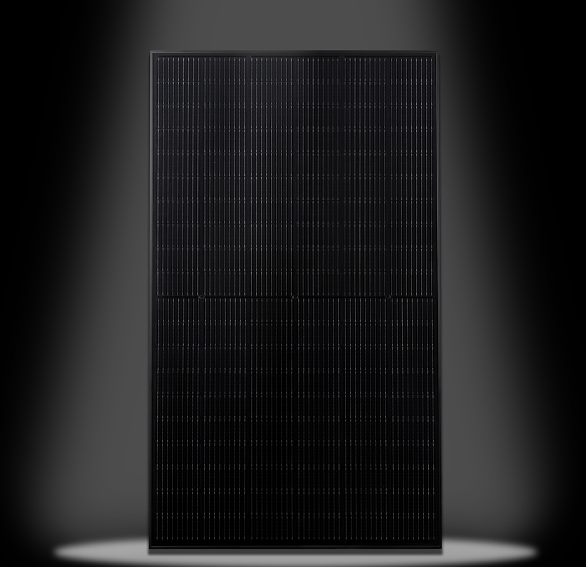 Panneau photovoltaïque full-black proposé par Signlgiht.be